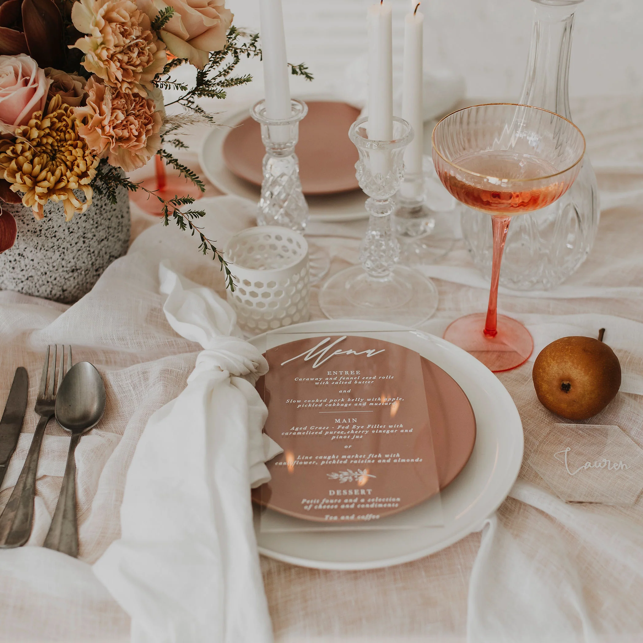 ACRYLIC MENU CLEAR / WHITE - Image 7