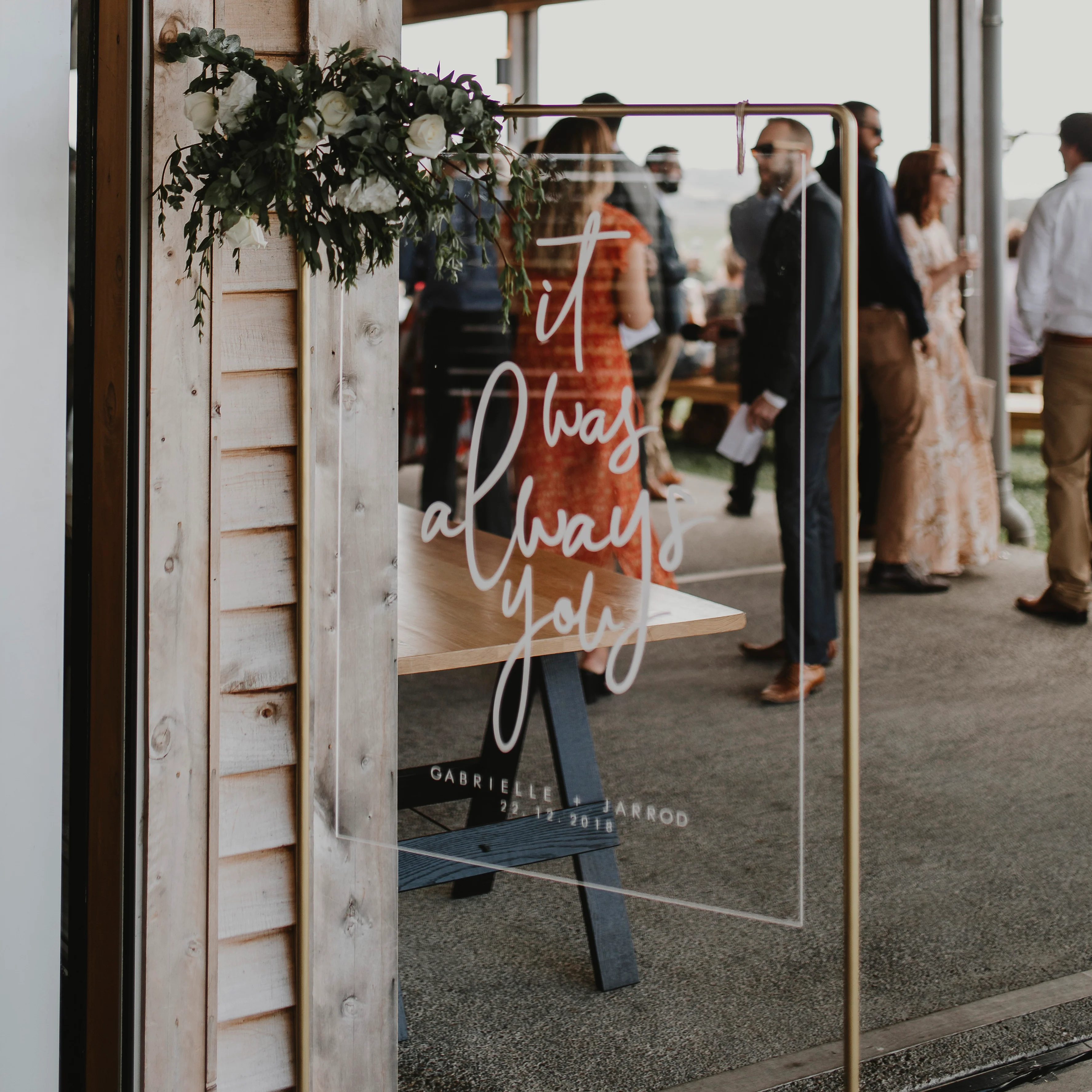 ACRYLIC WELCOME SIGN