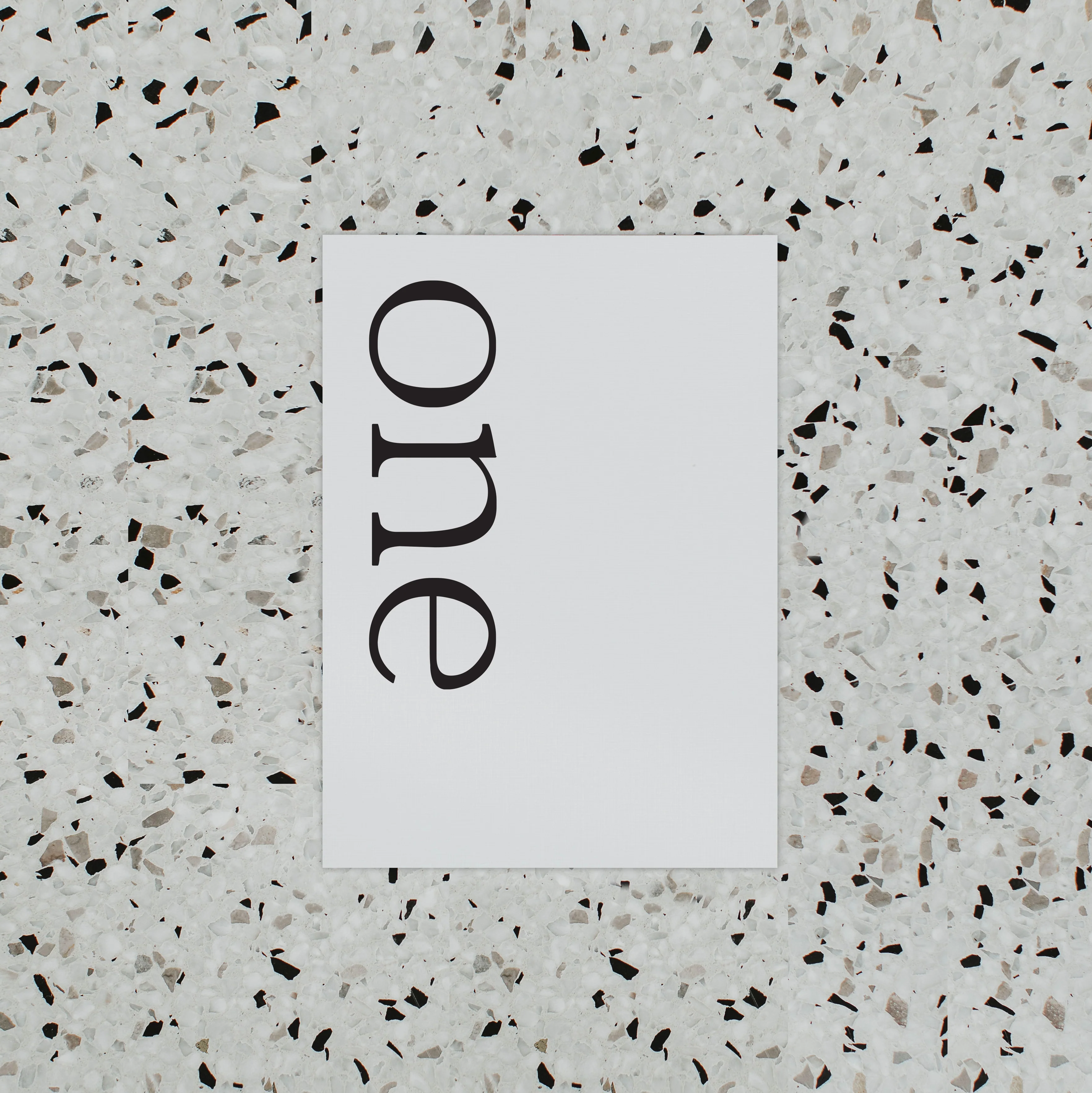 BRANDY TABLE NUMBER WHITE / BLACK - Image 2