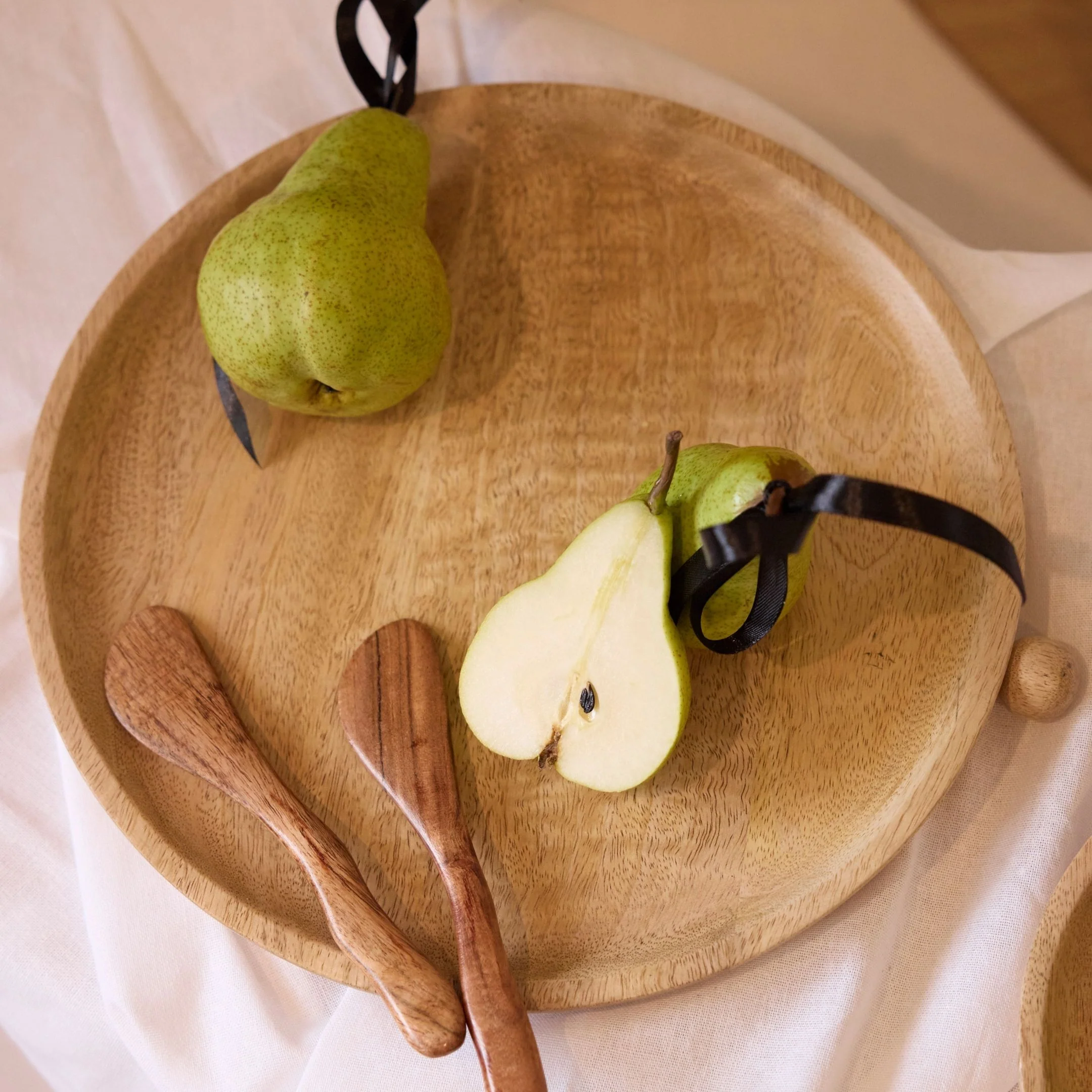 Wooden Circle Tray - Natural