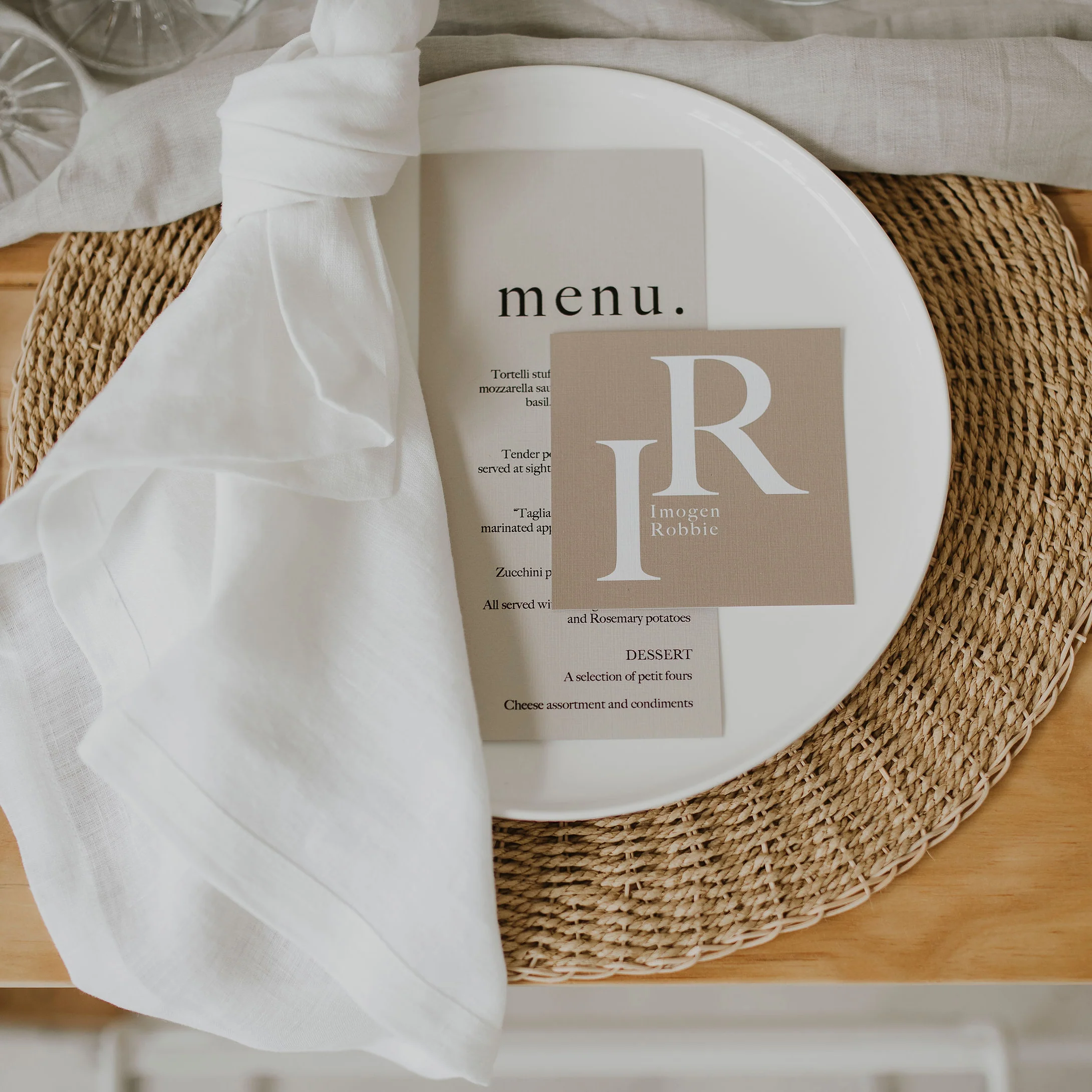 INITIAL WEDDING MENU & PLACE NAME SET NATURAL - Image 4