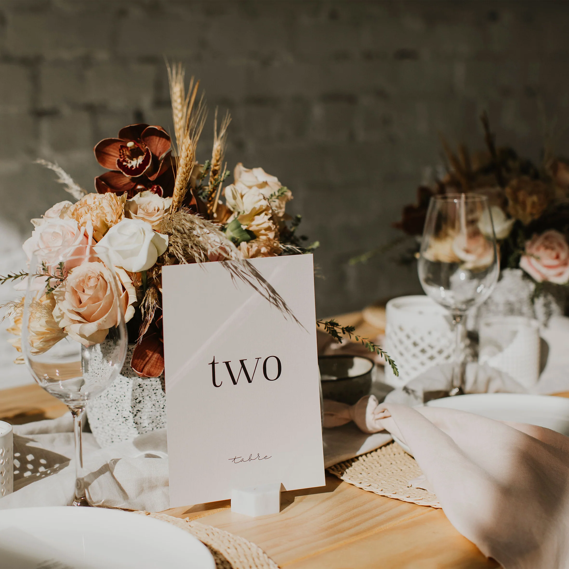LEMON DREAMS TABLE NUMBER