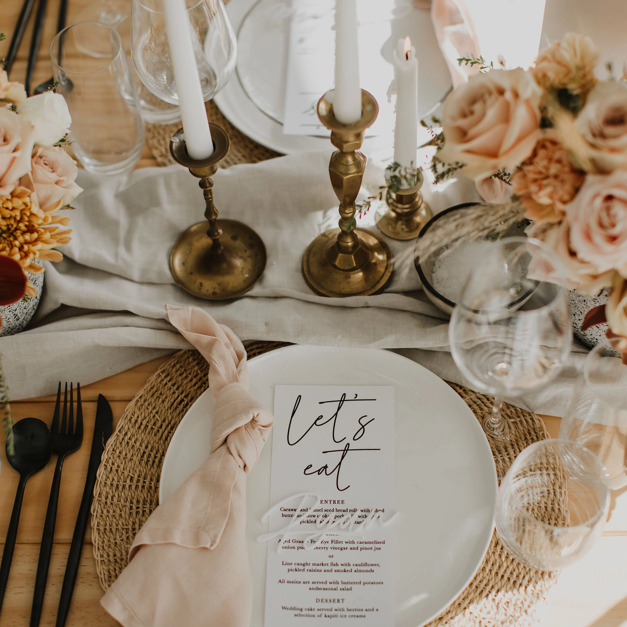 CALLIGRAPHY WEDDING MENU WHITE - Image 6