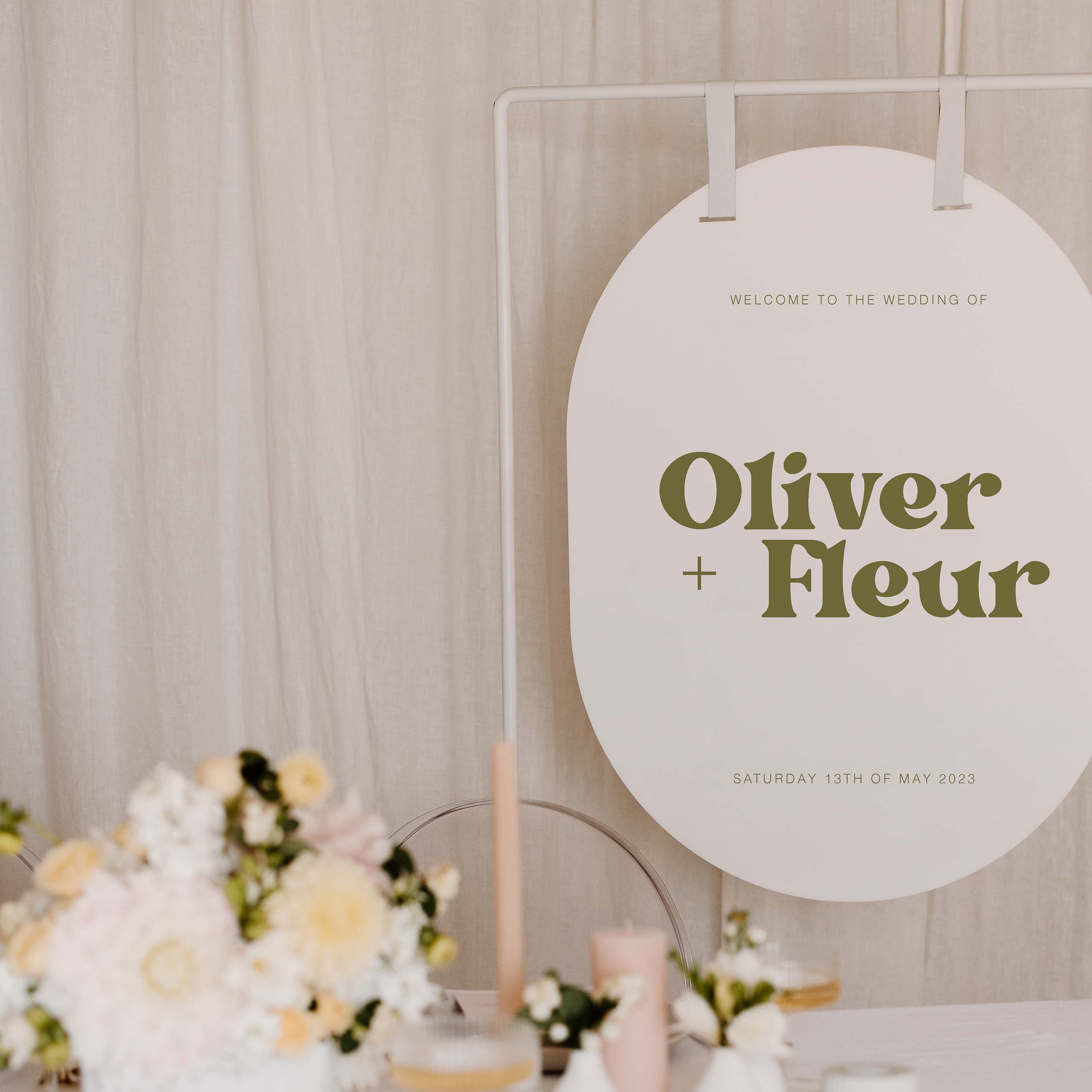 'LOTS OF LOVE' WELCOME SIGN - Image 2