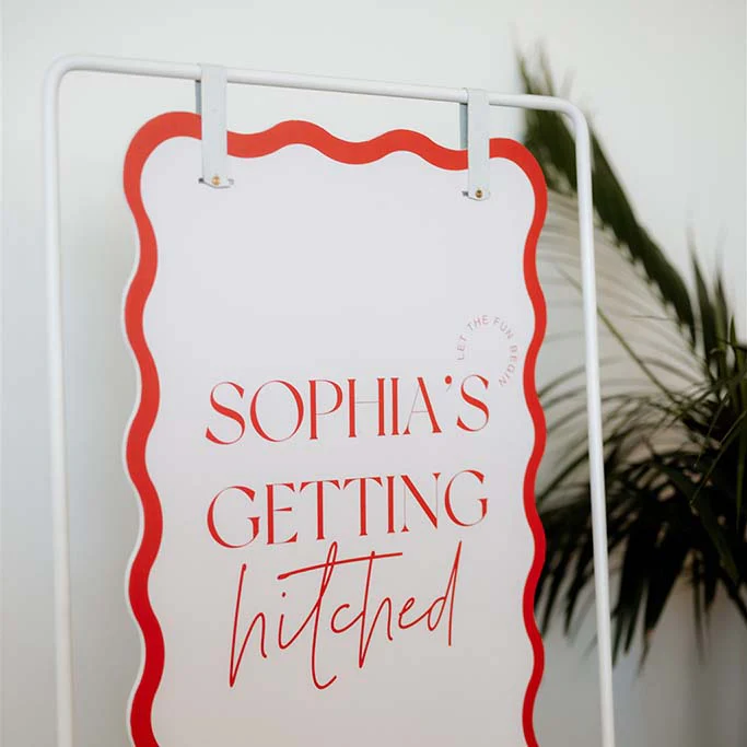 'LOVE STRUCK' WELCOME SIGN - Image 2