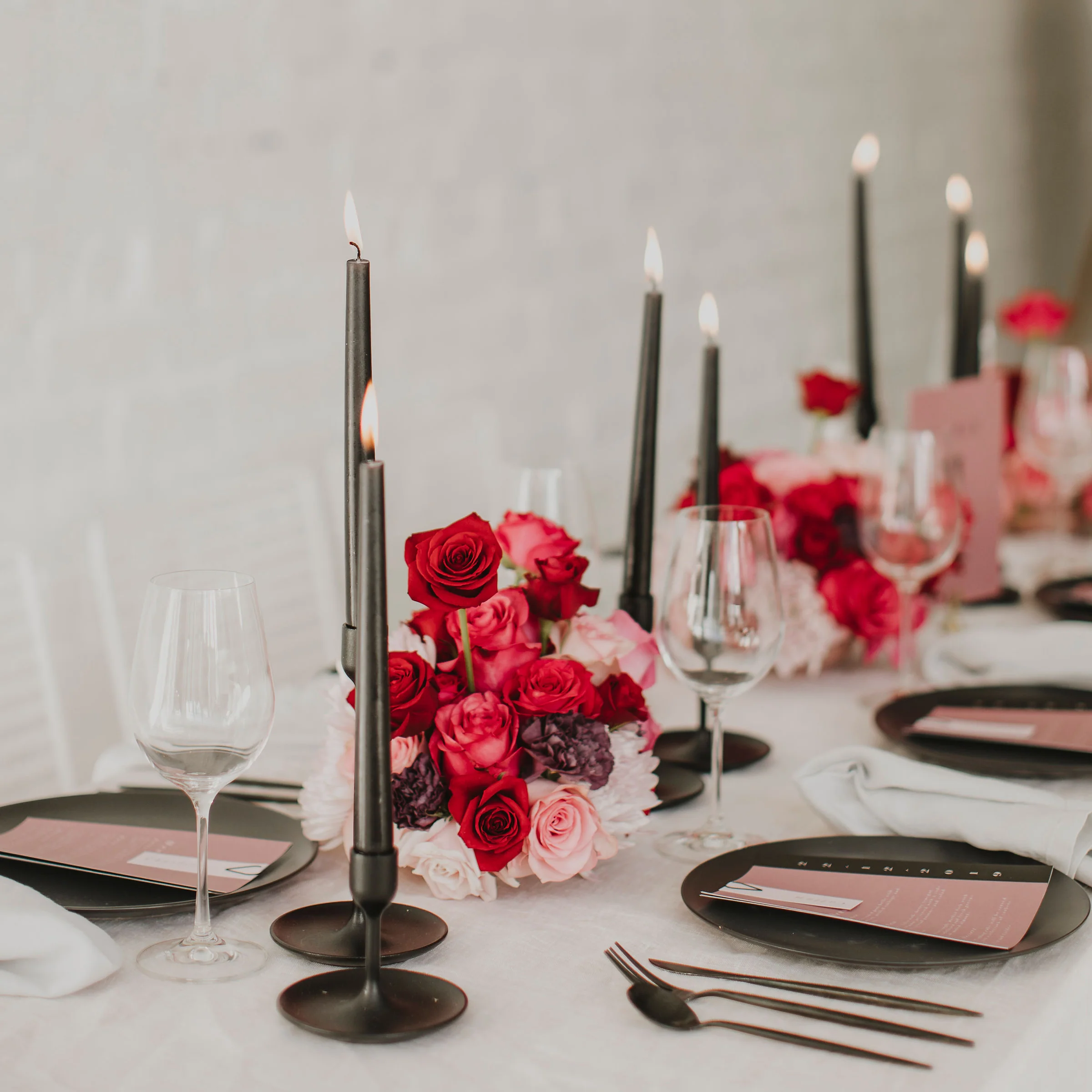 MINIMALIST WEDDING INVITE SET BURGUNDY - Image 3