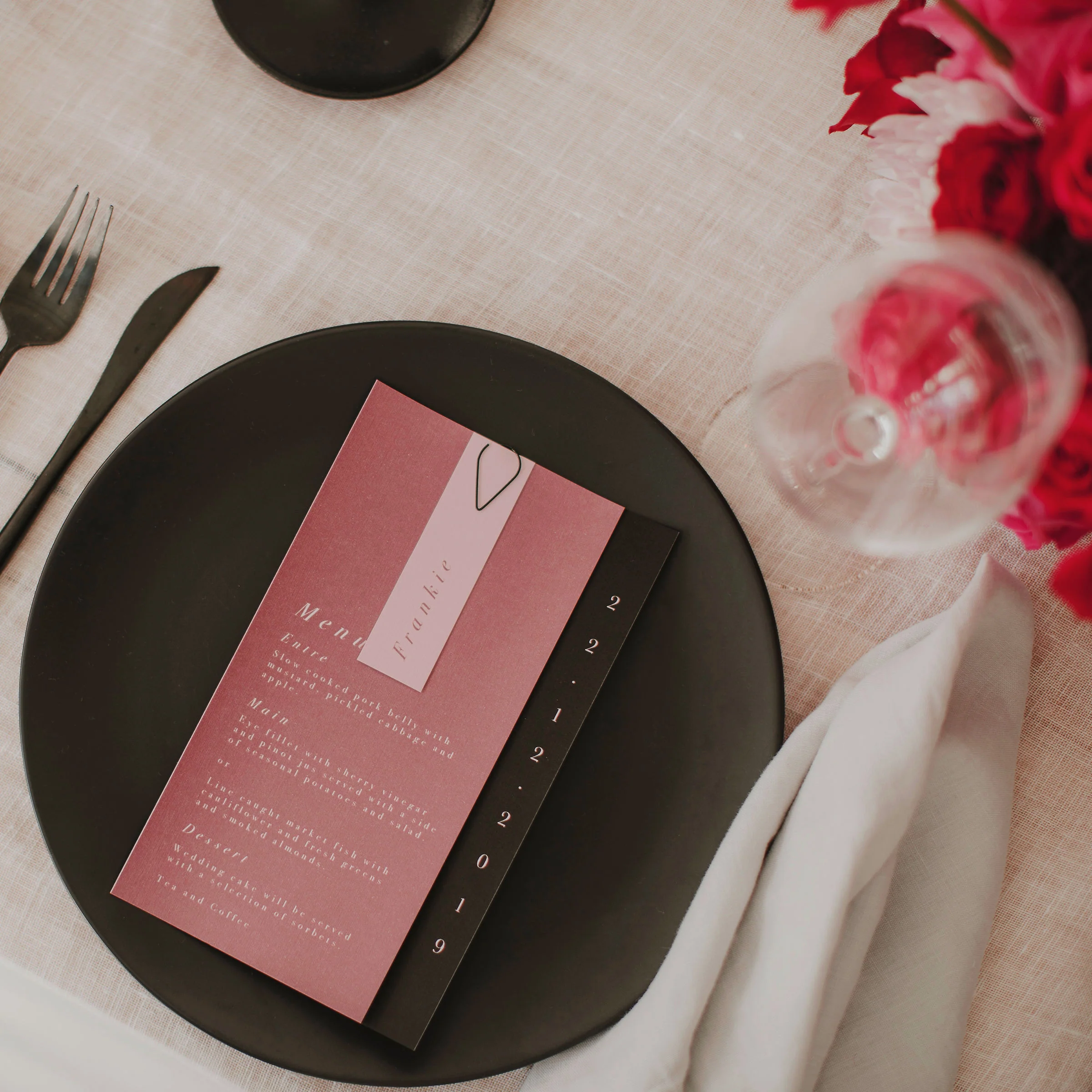 MINIMALIST WEDDING MENU & PLACE NAME SET BURGUNDY