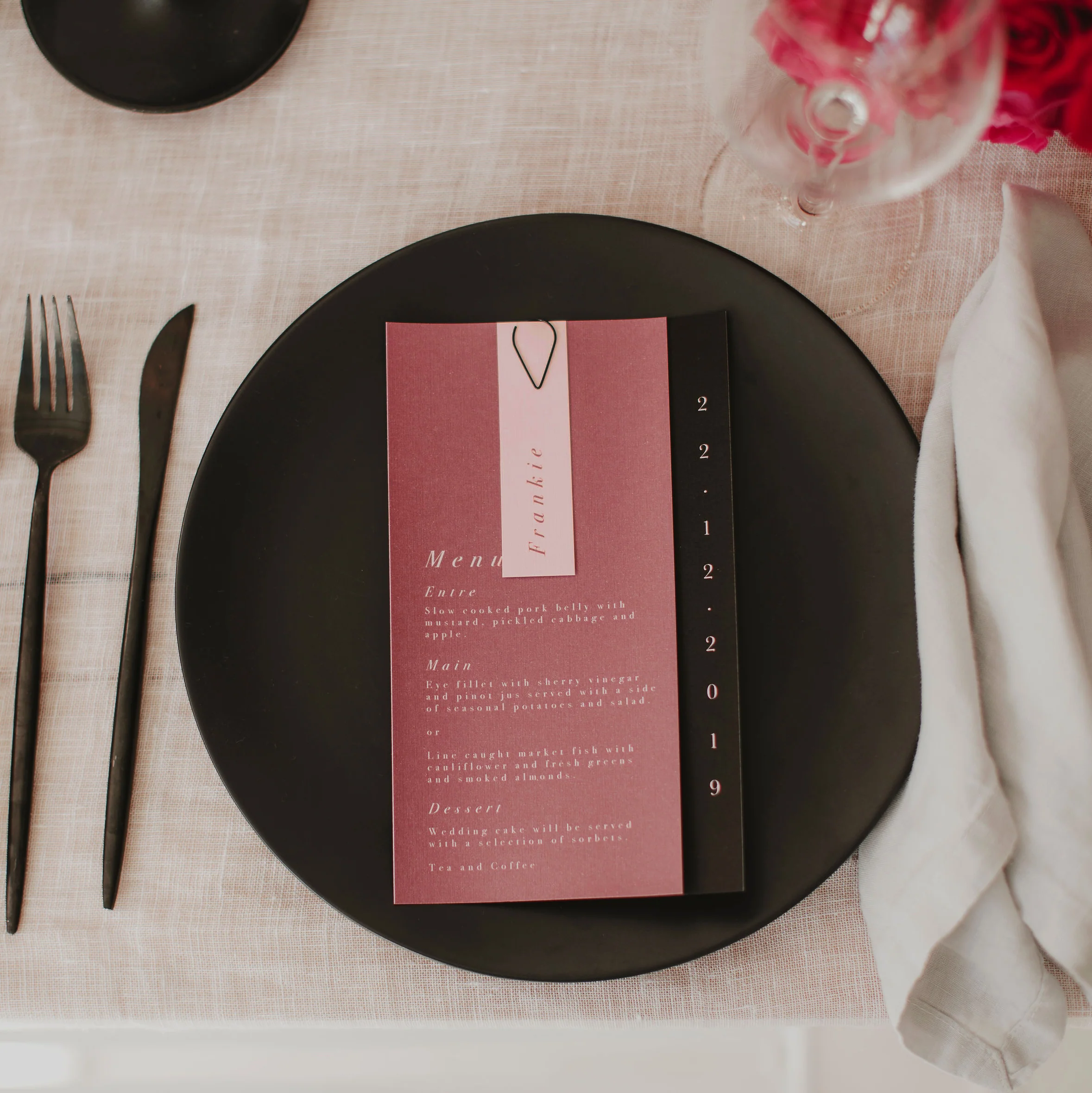 MINIMALIST WEDDING MENU & PLACE NAME SET BURGUNDY - Image 4