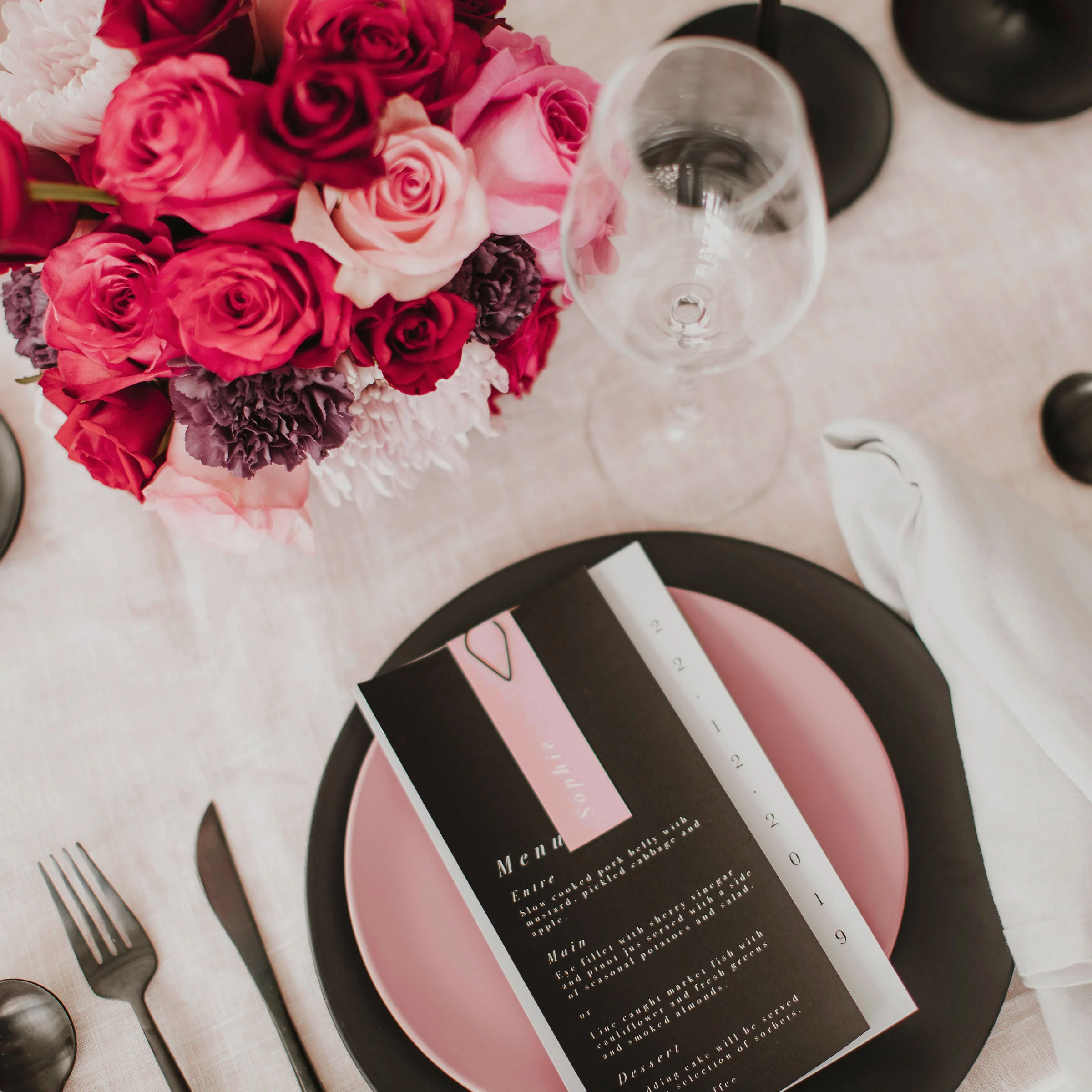 MINIMALIST WEDDING MENU & PLACE NAME SET PINK/BLACK