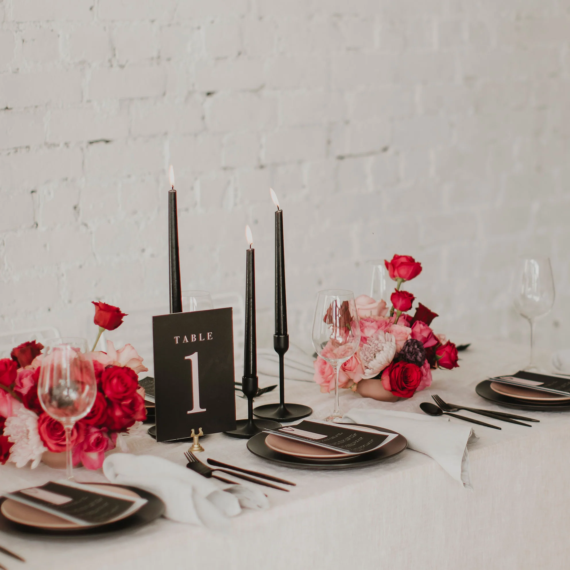 MINIMALIST WEDDING MENU & PLACE NAME SET PINK/BLACK - Image 5