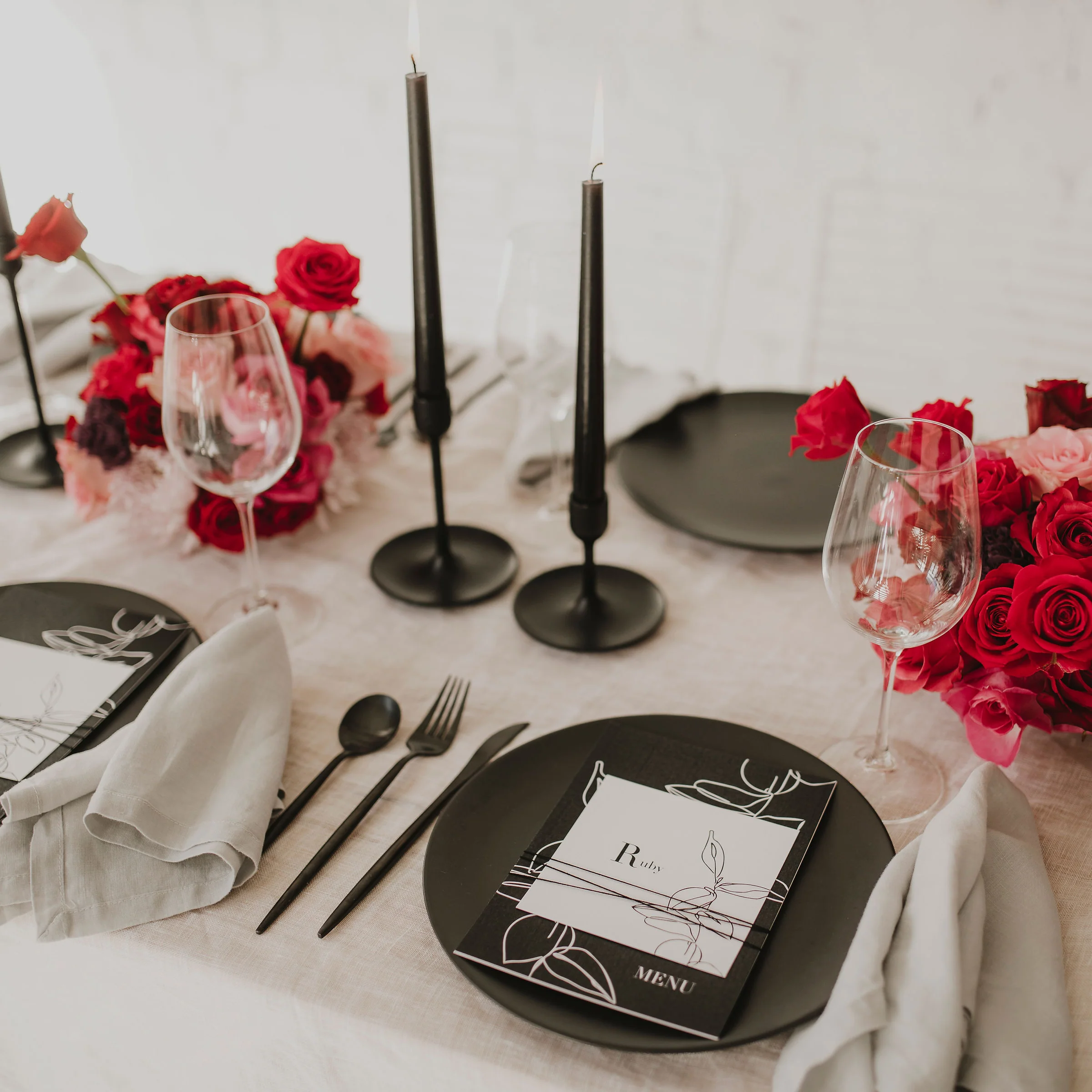 NOIR WEDDING MENU & PLACE NAME SET - Image 5