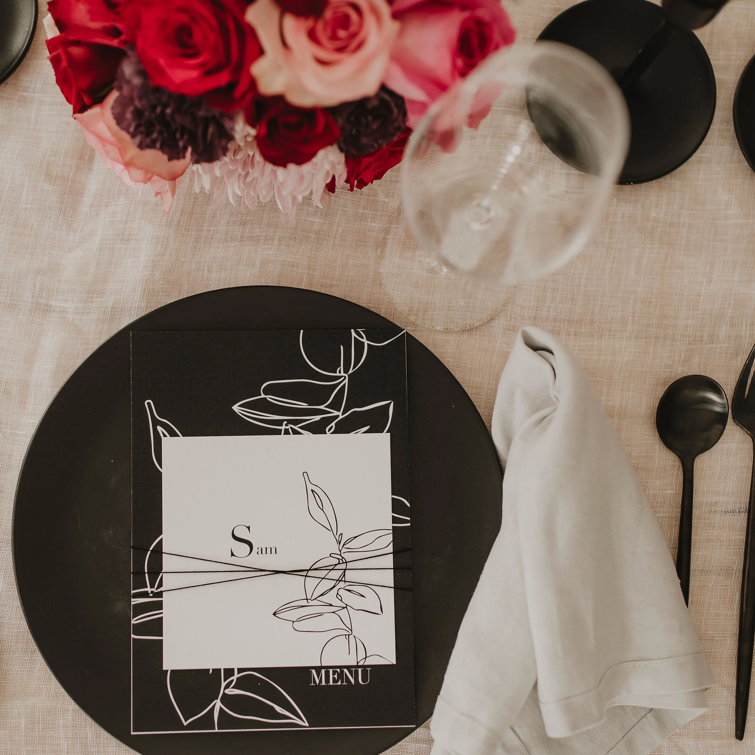 NOIR WEDDING MENU & PLACE NAME SET - Image 7