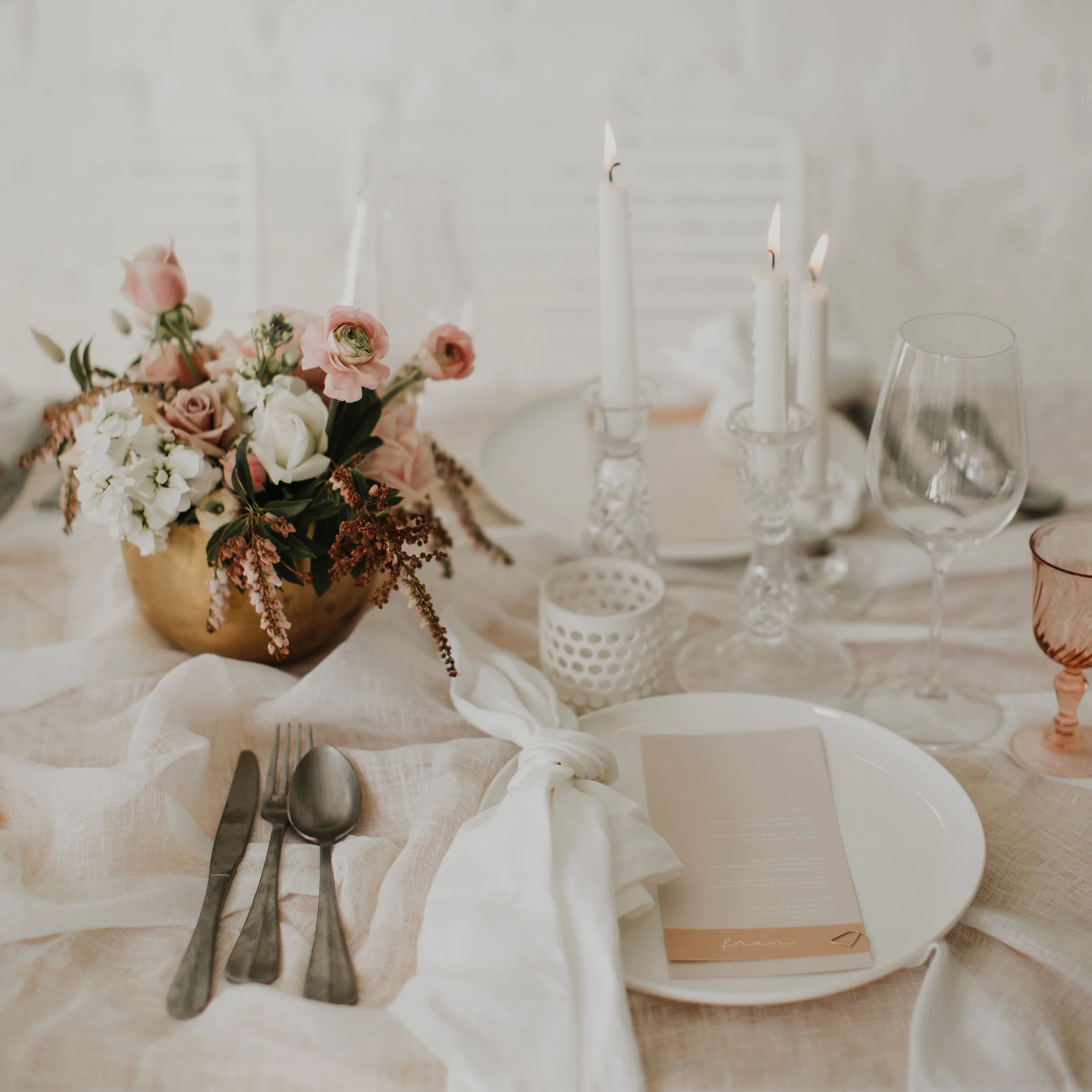PEACH DREAMS WEDDING MENU & PLACE NAME SET - Image 4