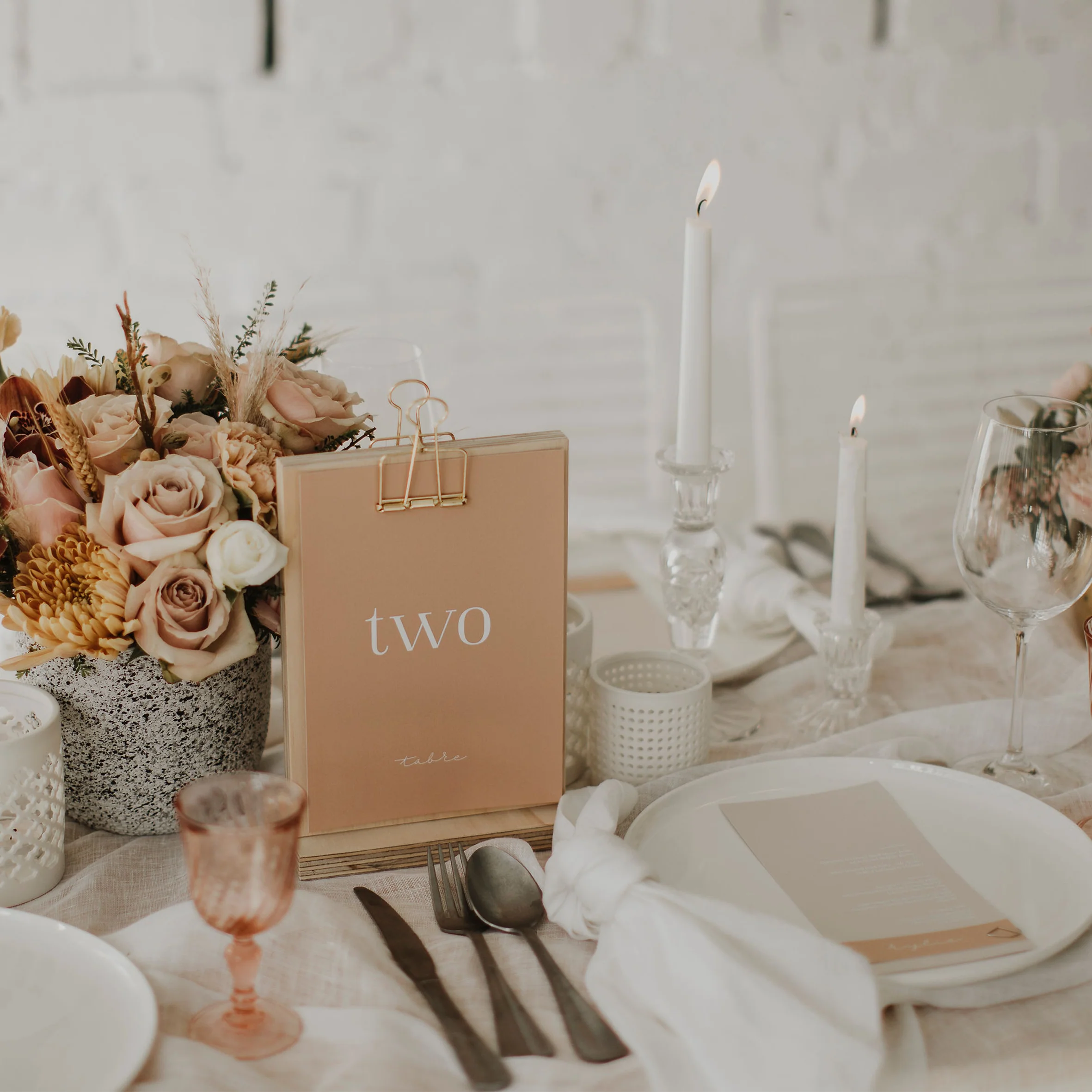 PEACH DREAMS WEDDING MENU & PLACE NAME SET - Image 5